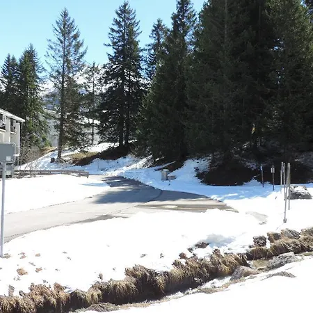 بيت للعطل Bargias 8 *