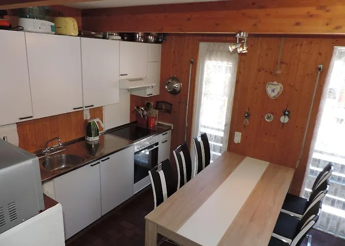 Bargias 8 بيت للعطل *